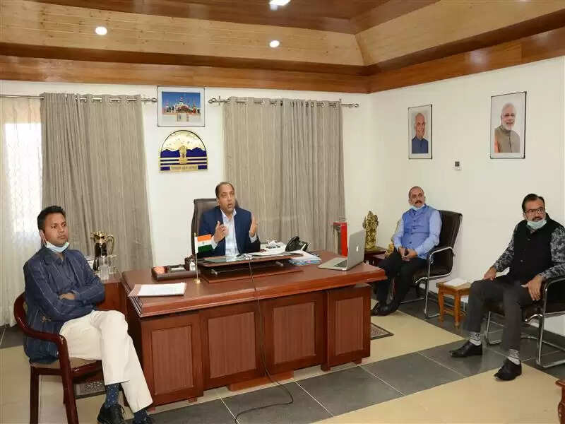 गरीबों और प्रवासी मजदूरों की सहायता के लिए आगे आएं पंचायत प्रधान
