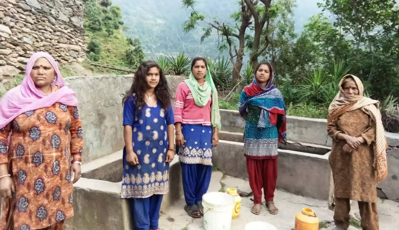 भरमौर की खणी पंचायत के अर्की गांव में पानी का संकट
