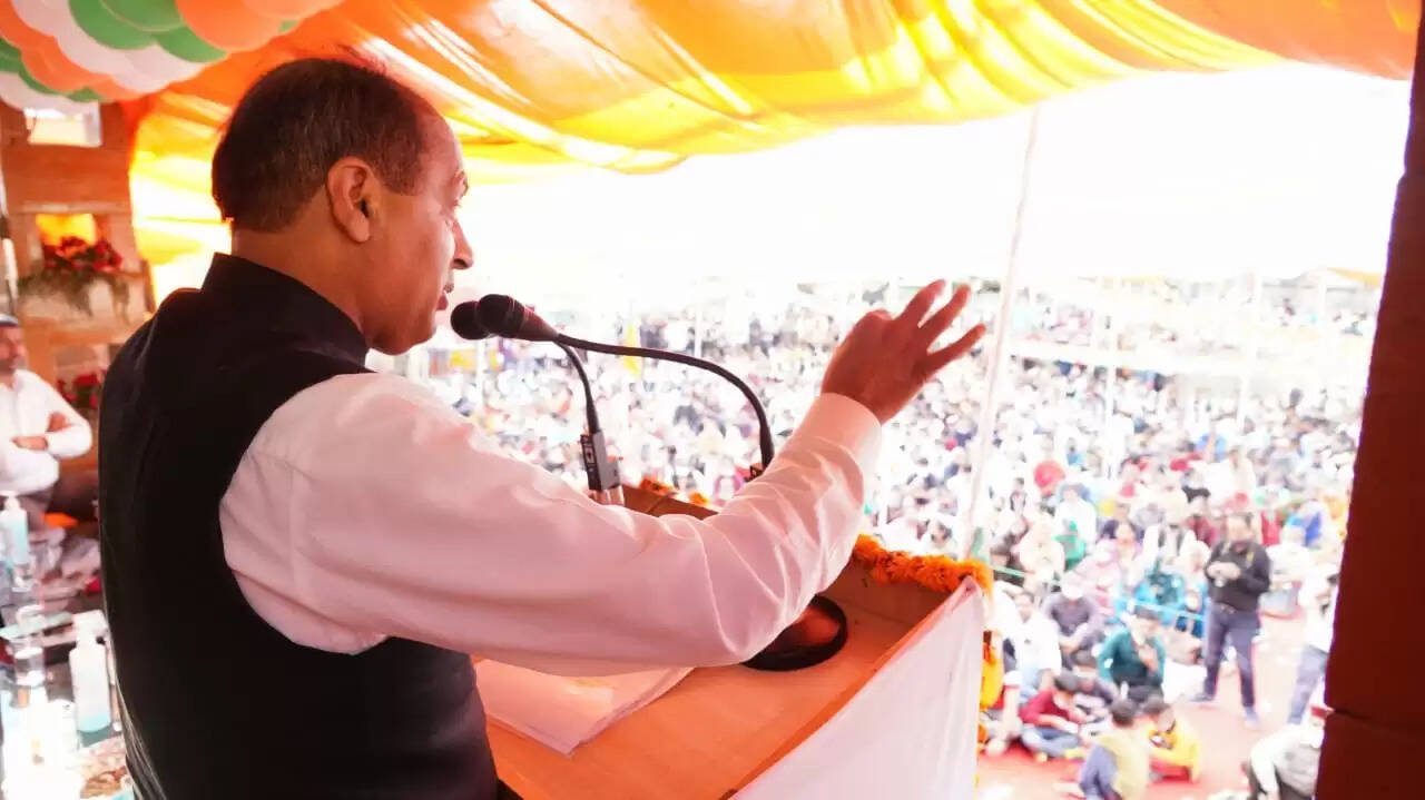 कोरोना और कार्यक्रमों के आयोजन पर दोहरा मापदंड क्यों ?