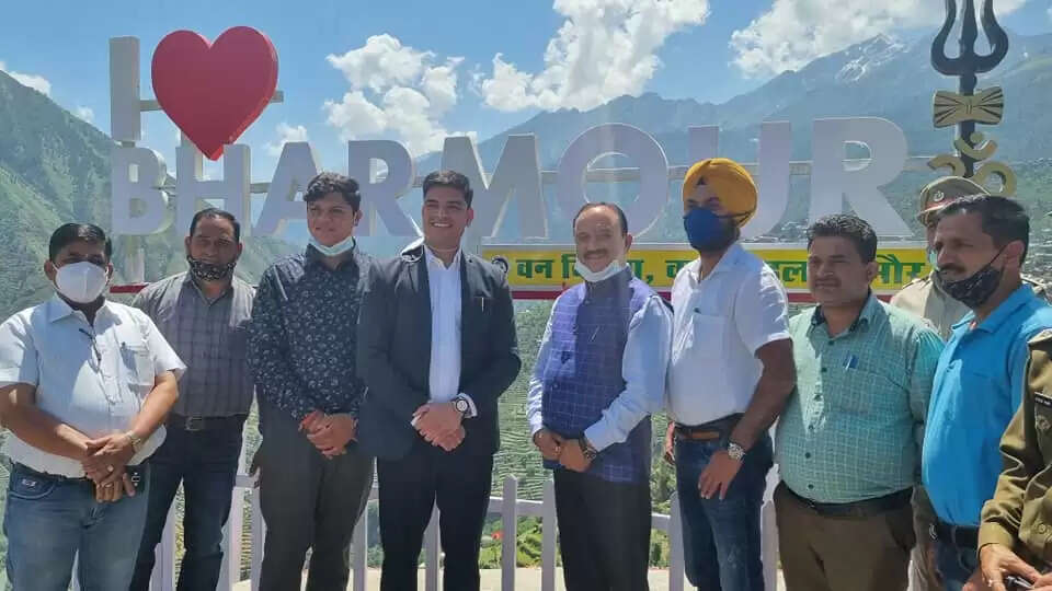 भरमौर का सेल्फी प्वाइंट, जहां से दिखेगा डूबते सूरज का नजारा