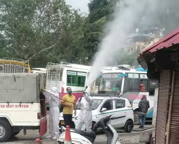फायर ब्रिगेड की गाड़ियों से शहर को किया सैनिटाइज