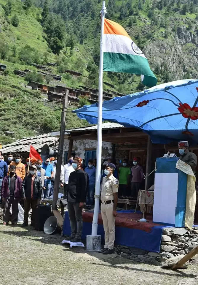 जज्बे को सलाम! हिमाचल के इस गांव में 75 साल में पहली बार आजादी का जश्न