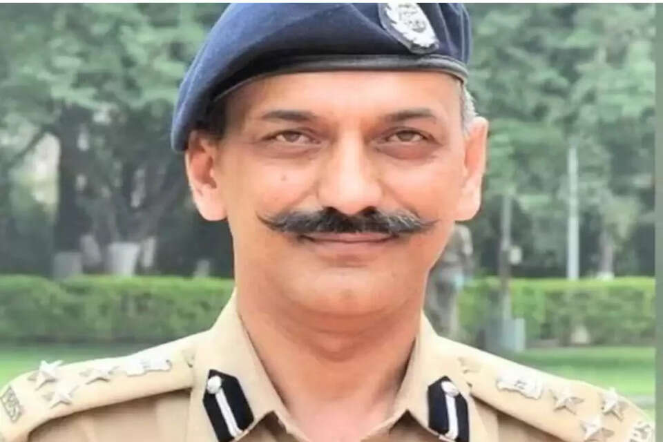 आईपीएस रामेश्वर सिंह ठाकुर