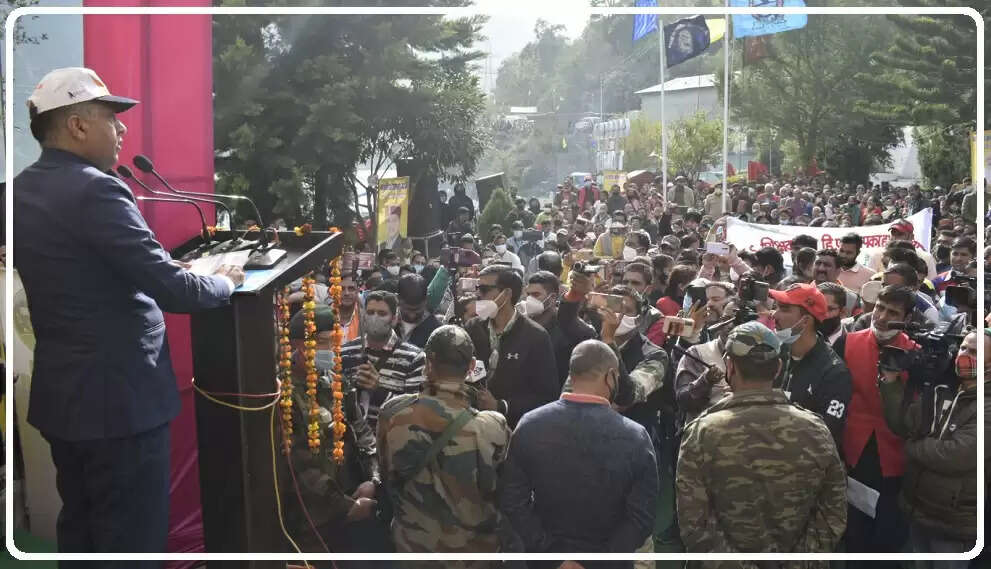 मुख्यमंत्री जयराम ठाकुर ने डलहौजी क्षेत्र में लगभग 103 करोड़ रुपये की लागत वाले दस विकासात्मक परियोजनाओं के उद्घाटन और चार परियोजनाओं की आधारशिला रखीं।