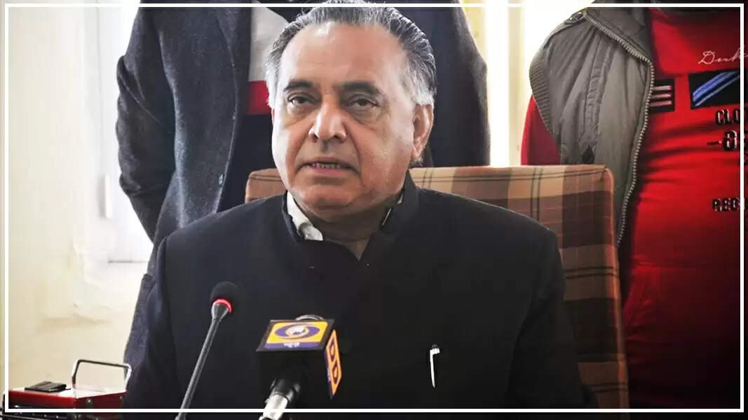हिमाचल प्रदेश (Himachal) के वरिष्ठ कांग्रेस नेता (Congress Leader) एवं पूर्व मंत्री जीएस बाली (GS Bali) वीरभद्र सरकार (Virbhadra Singh Gov't) में बहुत ही कड़क और एक्टिव मंत्री रहे।
