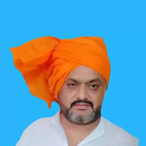 कांग्रेस उम्मीदवार पूर्व मंत्री सुजान सिंह पठानिया के बेटे भवानी ने भाजपा प्रत्याशी बलदेव ठाकुर को 5789 मतों से करारी शिकस्त दी है।
