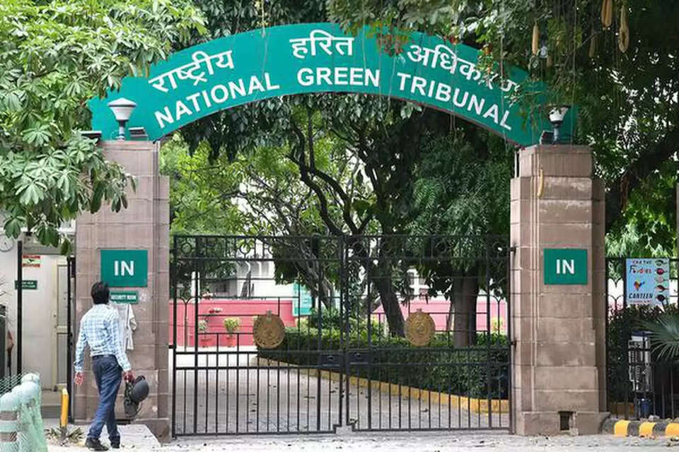 राष्ट्रीय हरित न्यायाधिकरण (NGT) ने हिमाचल प्रदेश के ऊना में एक रियल एस्टेट परियोजना (Real estate project in Una) के लिए पहाड़ी और पेड़ की कटाई को गंभीरता से लिया है। राष्ट्रीय हरित न्यायाधिकरण (एनजीटी) ने स्थानीय प्रशासन से मामले की जांच करने को कहा है। NGT ने उपायुक्त ऊना, मंडल वन अधिकारी (DFO), विशेष क्षेत्र विकास प्राधिकरण (SADA) के सदस्य सचिव और खनन अधिकारी सहित अधिकारियों को एक महीने के भीतर अपना जवाब दाखिल करने को कहा है।