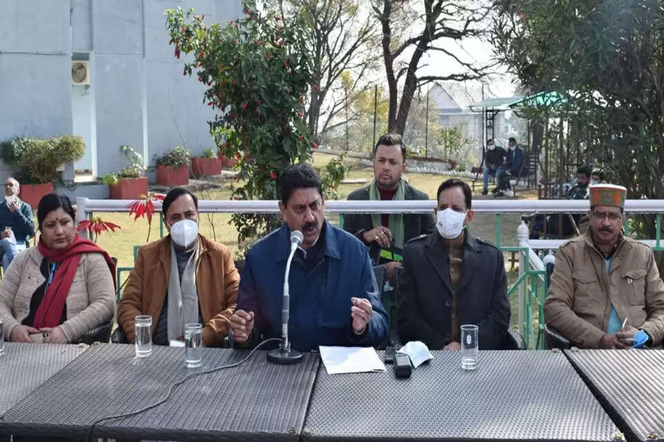 हिमाचल प्रदेश के खेल मंत्री राकेश पठानिया ने कहा कि खेल महाकुंभ में बॉलीवाल, कब्बडी, खो-खो, रेसलिंग, क्रिकेट, एथलेटिक्स, बैडमिंटन तथा कुश्ती को शामिल किया जाएगा। विजेताओं को प्रदेश सरकार प्रमाण पत्र भी जारी करेगी। इस महाकुंभ में लड़कियों को भी शामिल किया जाएगा।