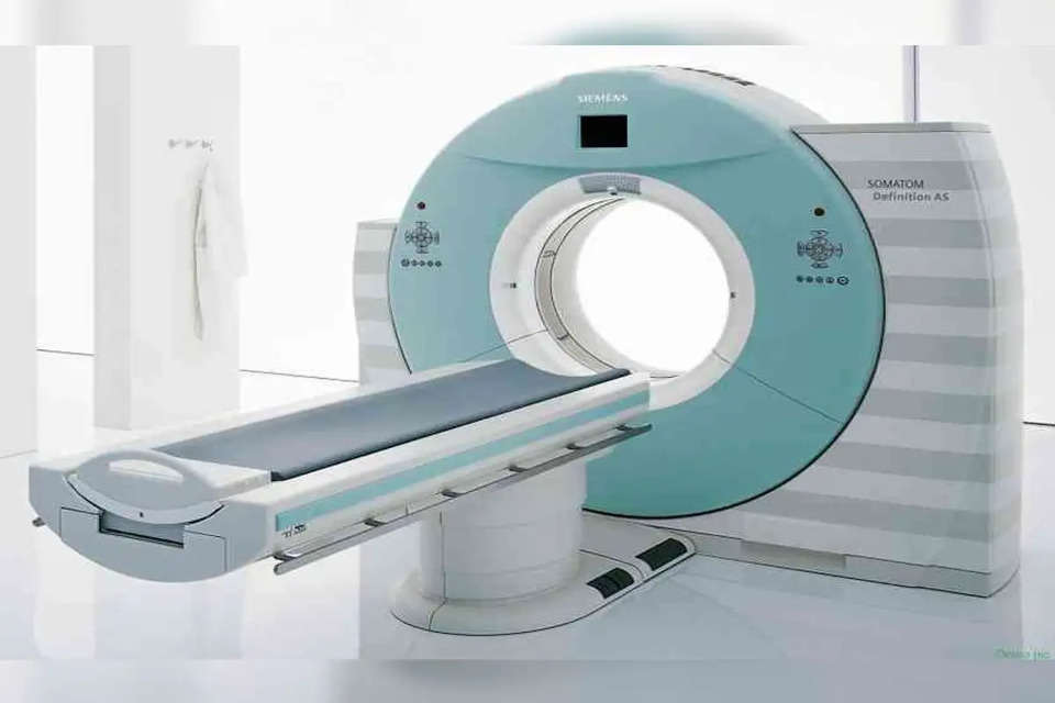 सीटी स्कैन (CT Scan) की सुविधा न मिलने से परेशान होने वाले चम्बा के लोगों को जल्द राहत मिलने वाली है। मेडिकल कॉलेज चम्बा में स्थापित CT Scan मशीन काम करना शुरू कर देगी।