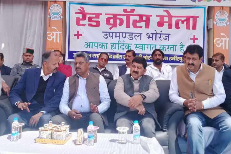 भरेड़ी में आयोजित रैडक्रॉस मेले में 150 से अधिक लोगों का मेडिकल चैकअप