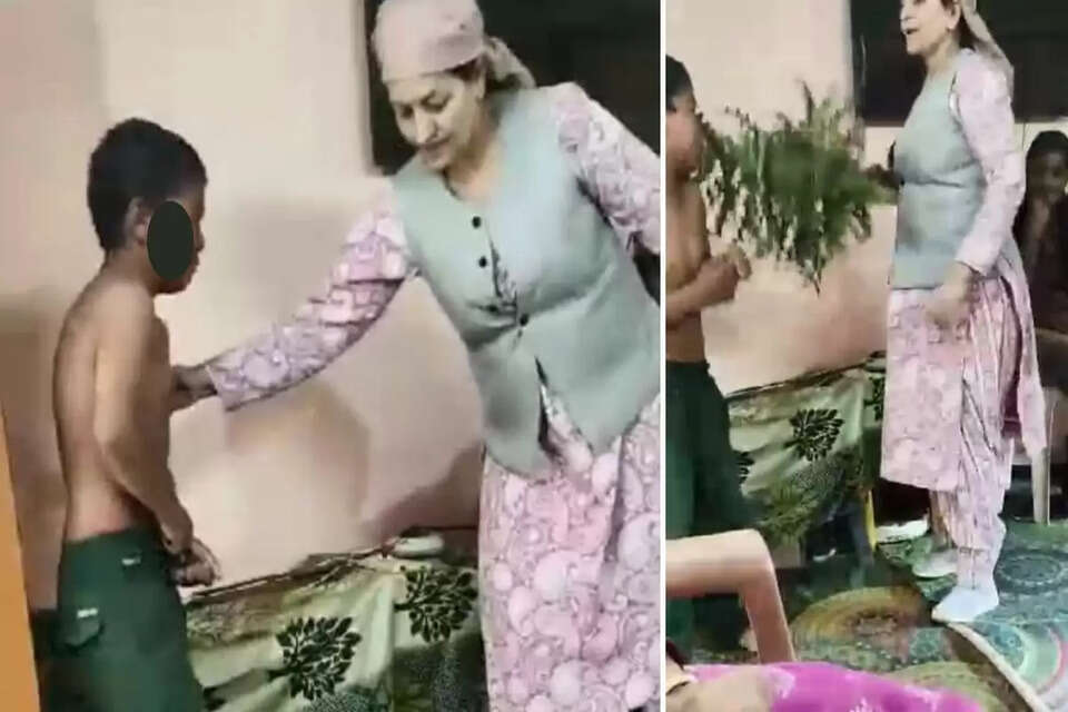 शिमला रोहड़ू शिक्षिका क्रूरता	Shimla Rohru Teacher Cruelty प्राइमरी स्कूल छात्र पिटाई वीडियो	Primary School Student Beating Video रीना राठौर मुख्य अध्यापिका निलंबन	Reena Rathore Headmistress Suspension हिमाचल टीचर ने बच्चे को पीटा	Himachal Teacher Beaten Student सरकारी स्कूल गावना रोहड़ू FIR	Govt School Gawana Rohru FIR शिमला टीचर पर केस दर्ज	Shimla Teacher Booked for Assault कांटेदार झाड़ी से पिटाई	Teacher Used Thorn Bush to Beat स्कूली बच्चे से क्रूरता हिमाचल	Cruelty with School Child Himachal वायरल वीडियो टीचर पिटाई	Viral Video Teacher Beating रोहड़ू प्राथमिक स्कूल खबर	Rohru Primary School News