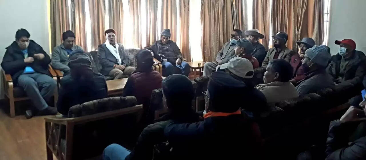तकनीकी शिक्षा, सूचना प्रौद्योगिकी एवं जनजातीय विकास मंत्री डॉ. रामलाल मार्कण्डेय शुक्रवार को अपने चार दिवसीय लाहौल दौरे के दौरान केलांग पहुंचे। प