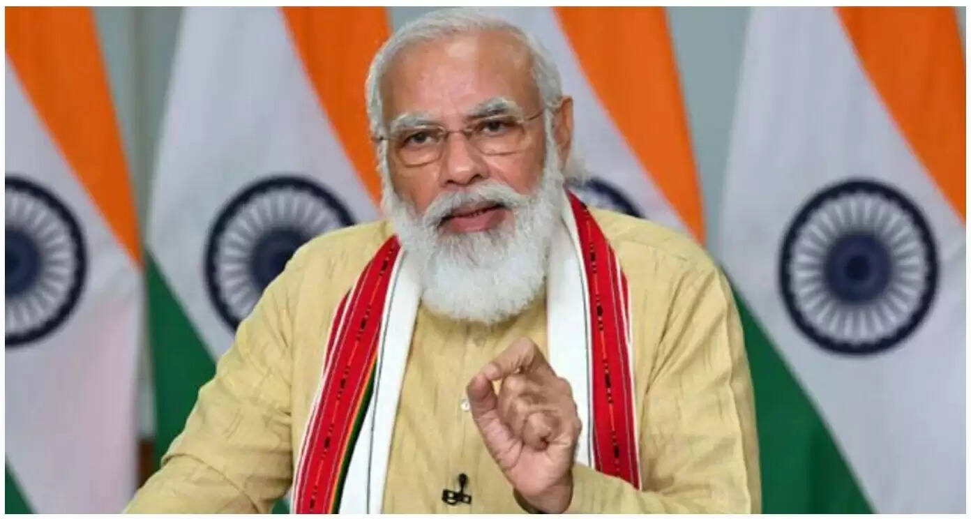 पीएम मोदी (PM Modi) ने कहा कि किसानों की स्थिति को सुधारने के लिए देश में तीन कृषि कानून (Farm Laws) लाए गए थे। इस महीने के अंत में शुरू होने जा रहे संसद सत्र में, हम इन तीनों कृषि कानूनों को वापस लेने की संवैधानिक प्रक्रिया को पूरा कर देंगे।