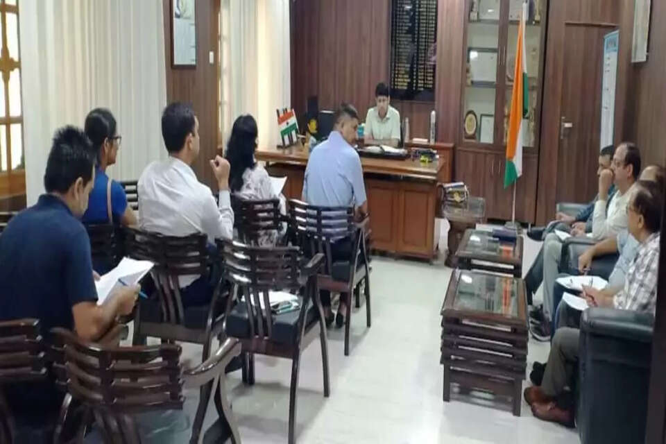 उपायुक्त राघव शर्मा 