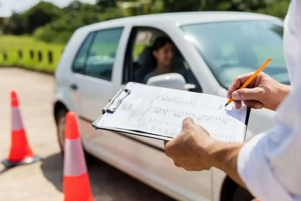 क्षेत्रीय परिवहन प्राधिकरण (Regional transport authority) चम्बा द्वारा नवंबर माह में आयोजित होने वाले ड्राइविंग टेस्ट (Driving Test) और वाहनों की पासिंग का शैड्यूल जारी कर दिया गया है।