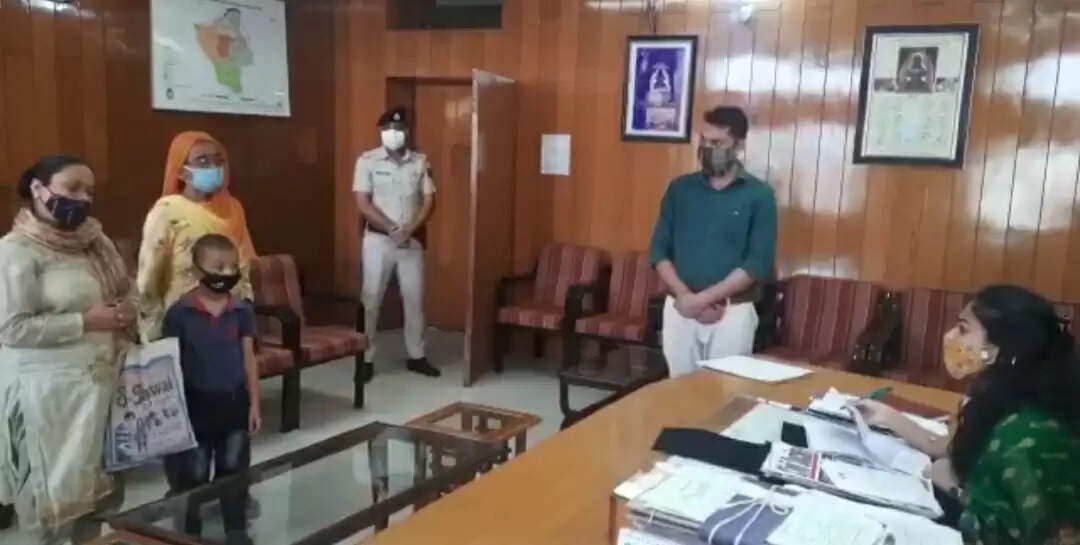 .