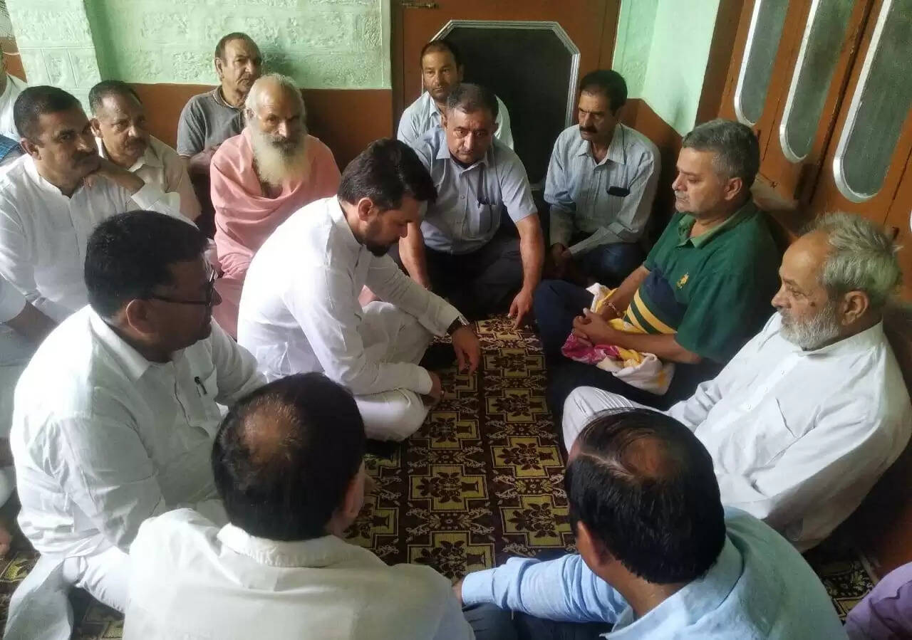अनुराग सिंह ठाकुर ने दिवंगत राकेश बबली के शोक संतप्त परिवार से संवेदना
