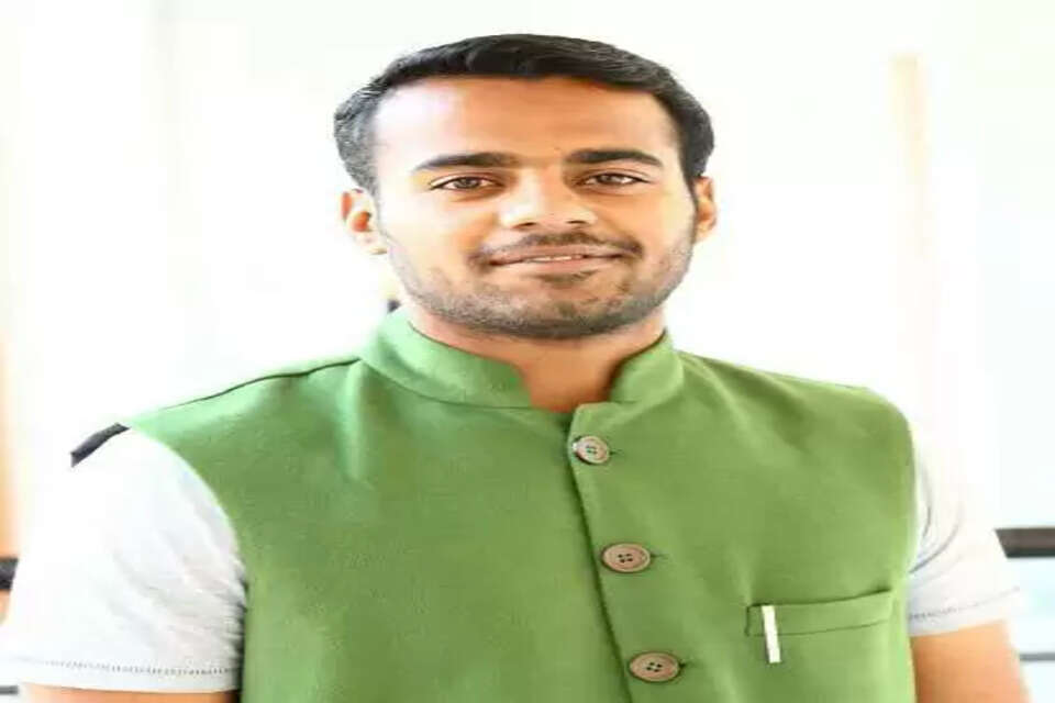 भारतीय राष्ट्रीय छात्र संगठन के राष्ट्रीय संयोजक रूबल ठाकुर 