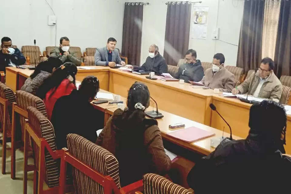 उपायुक्त चम्बा डीसी राणा की अध्यक्षता में केन्द्रीय क्षेत्र योजना “किसान उत्पादक संगठन के गठन एंव संवर्धन” के तहत जिला स्तरीय निगरानी समिति की बैठक का आयोजन किया गया।